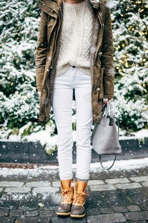 الأحذية أزياء الشتاء للمرأة