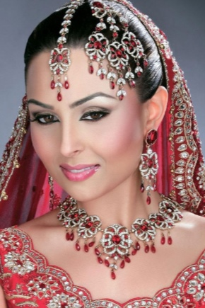 Indian jewelery