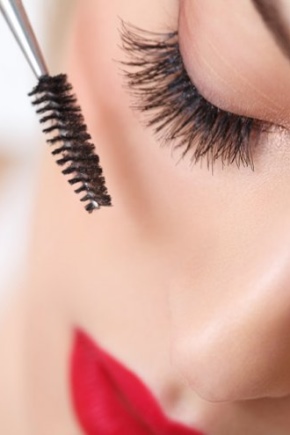 How to improve eyelashes at home?