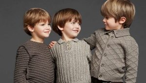 Krásné pulovry pro chlapce a dívky