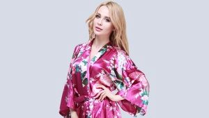 Beautiful Japanese kimono robe for women