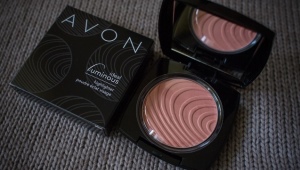 Avon Compact Face Powder