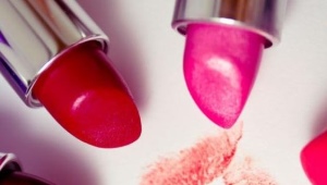 How to make lipstick at home?