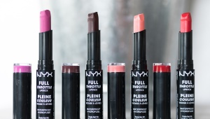Nyx Matte Red