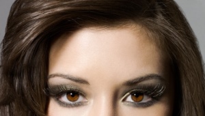 Makeup untuk mata yang diturunkan