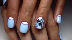 Dragonfly manicure