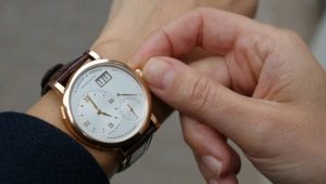 Kaedah-kaedah etika untuk lelaki: di mana tangan untuk memakai jam tangan