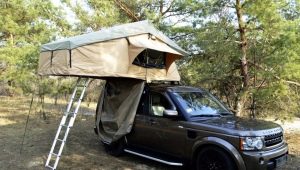 Tält på taket på bilen gör det själv: syftet med och funktionerna i tillverkningen