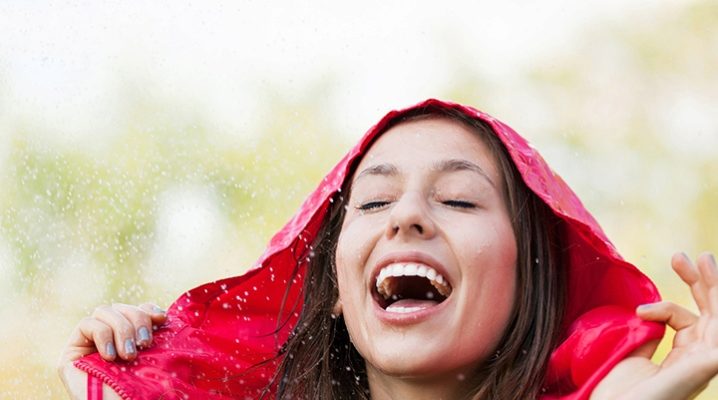 Női esőkabát - a legjobb időjárásvédő