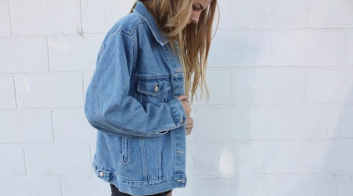 Nadměrná džínová bunda: módní obrazy