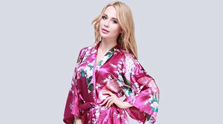 Krásné japonské kimono šaty pro ženy