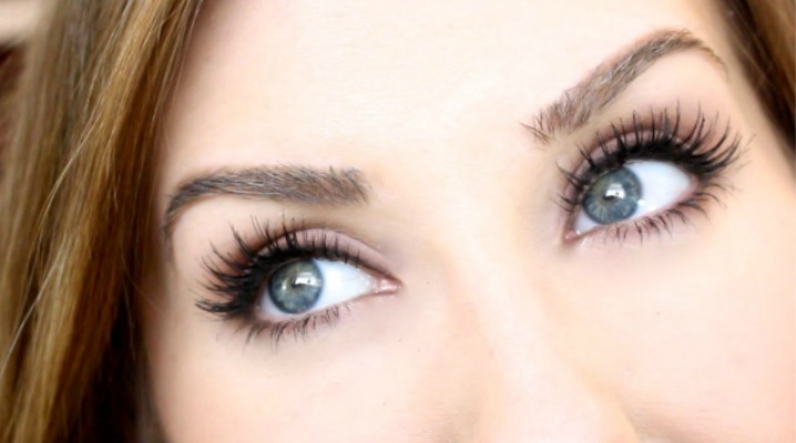 How to strengthen the eyelashes?