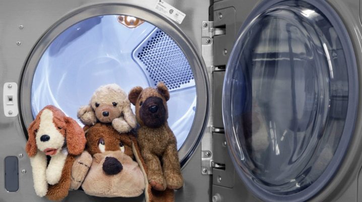 วิธีการล้างของเล่นนุ่ม ๆ ในเครื่องซักผ้า
