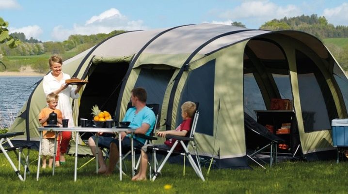 Camping tents: description, views and advice on their choice